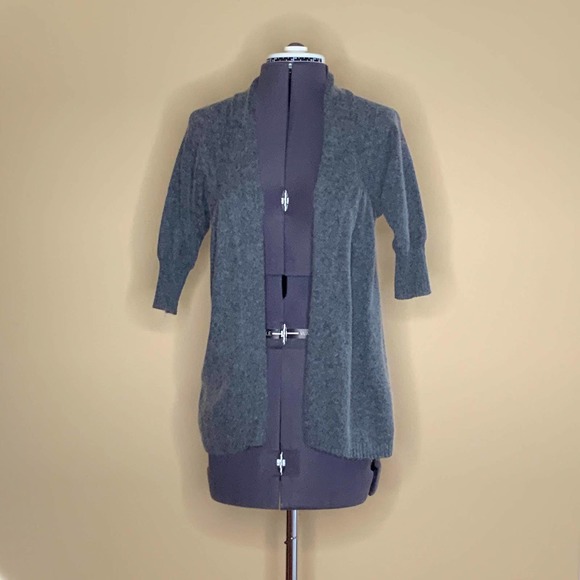 BCBGMAXAZRIA Marbled Gray Drape Open Sweater - Picture 4 of 7